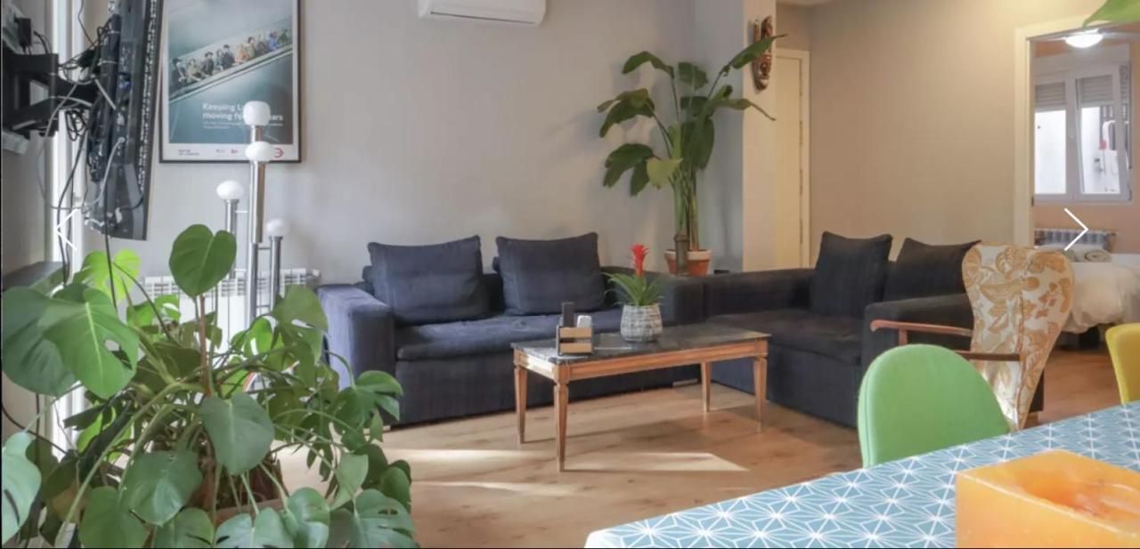 Design Apartment Near City Center Madrid Exteriör bild