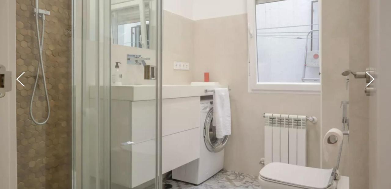 Design Apartment Near City Center Madrid Exteriör bild